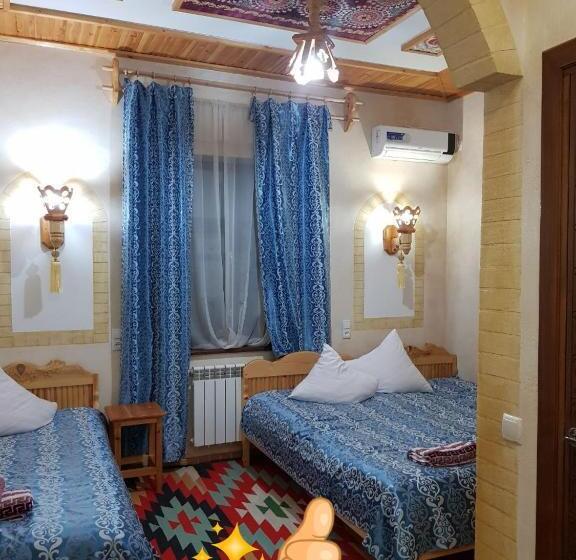 Отель Zukhro Boutique