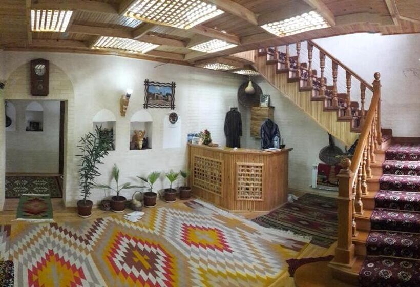Отель Zukhro Boutique