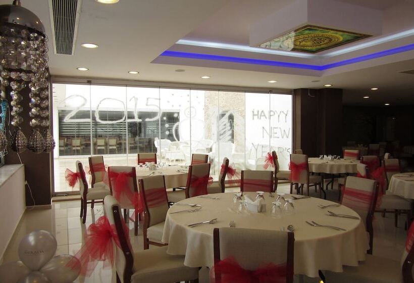 リゾートホテル Merada Termal Hotel & Spa