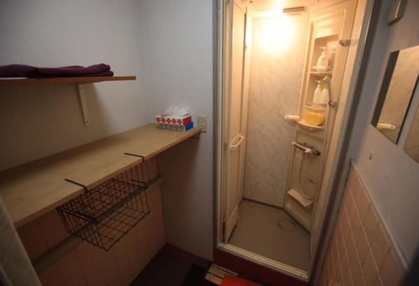 Backstage Party Hostel & Bar