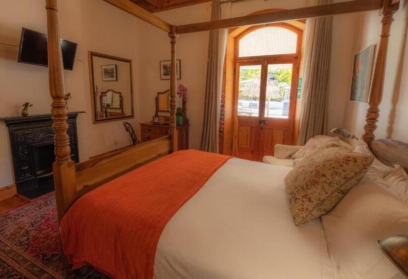 مبيت وإفطار Merindol Manor