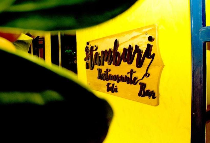 ホテル Awa De Mar