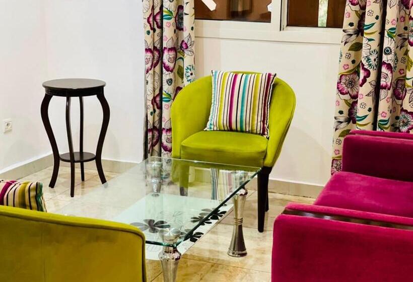 هتل Capital Hôtel