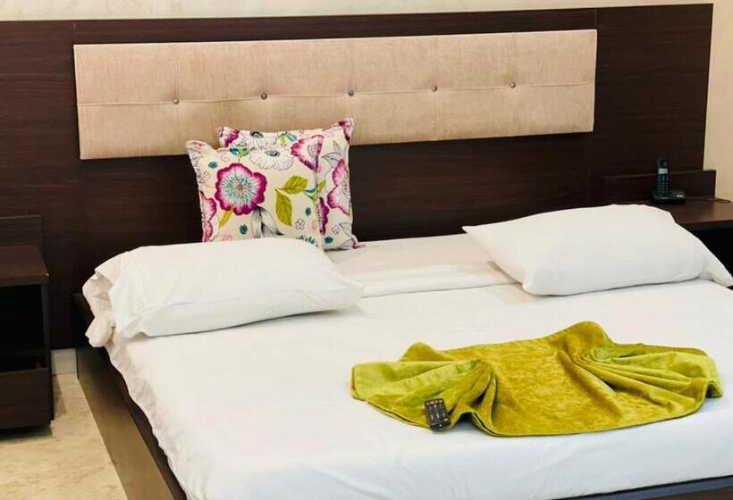 هتل Capital Hôtel