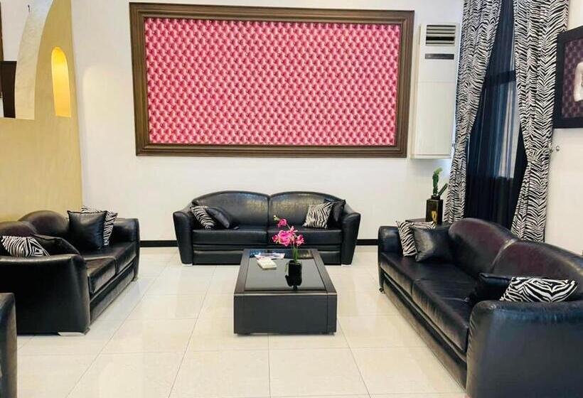 هتل Capital Hôtel