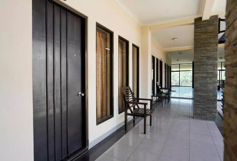 Capital O 1430 Hotel Ratna Syariah