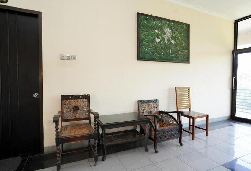 Capital O 1430 Hotel Ratna Syariah