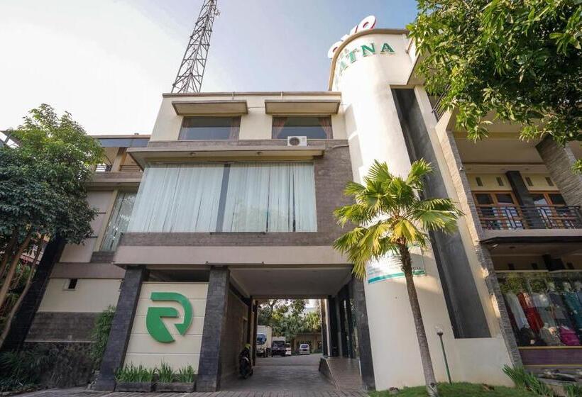 Capital O 1430 Hotel Ratna Syariah