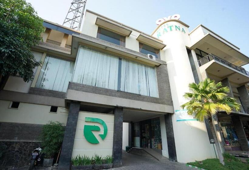 Capital O 1430 Hotel Ratna Syariah