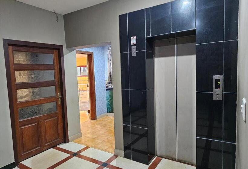 ホテル Deira City Residency