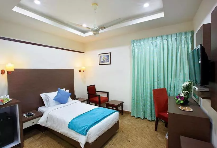 Hotel Joyees Residency
