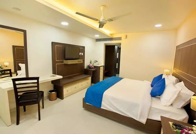 Hotel Joyees Residency