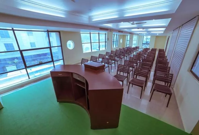 ホテル Pepper Residency