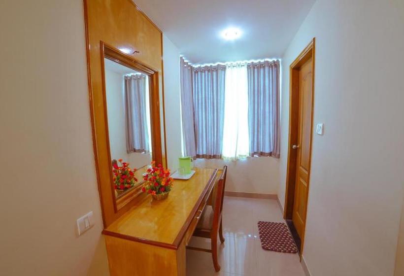 Hotel Pepper Residency