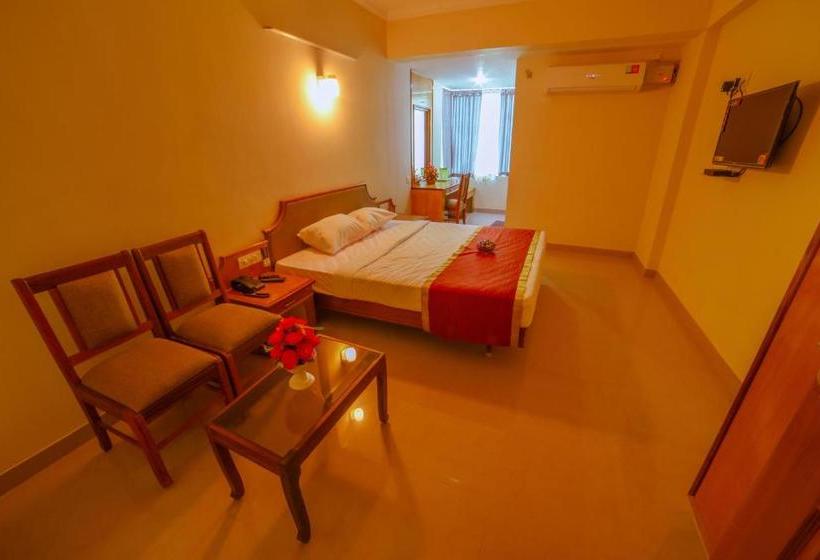 Hotel Pepper Residency