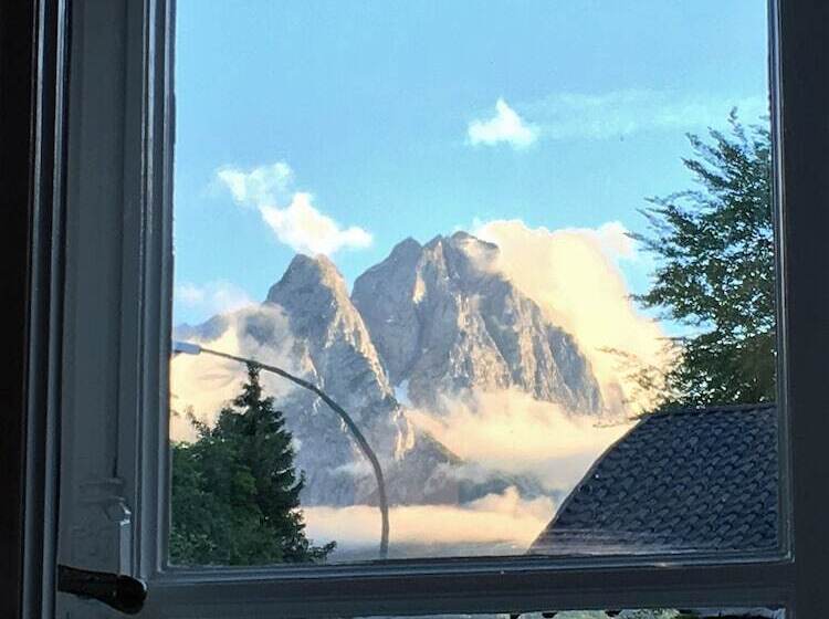 Hotelli Quartier über Nacht In Besonderer Architektur