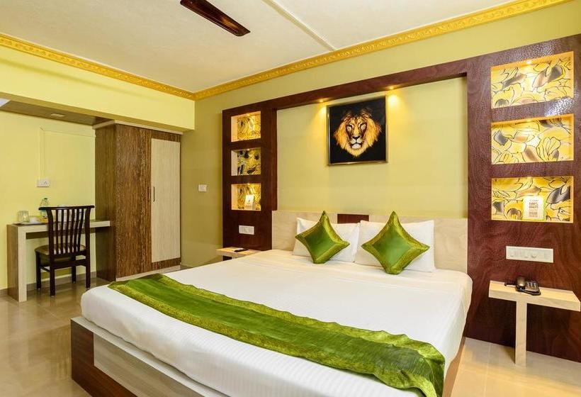 Отель Capital O 17320 Vijaya Residency