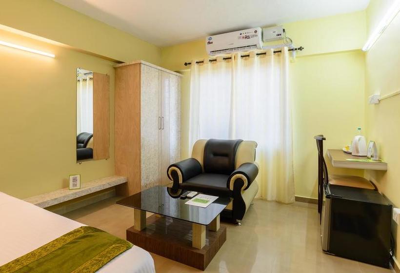 Отель Capital O 17320 Vijaya Residency