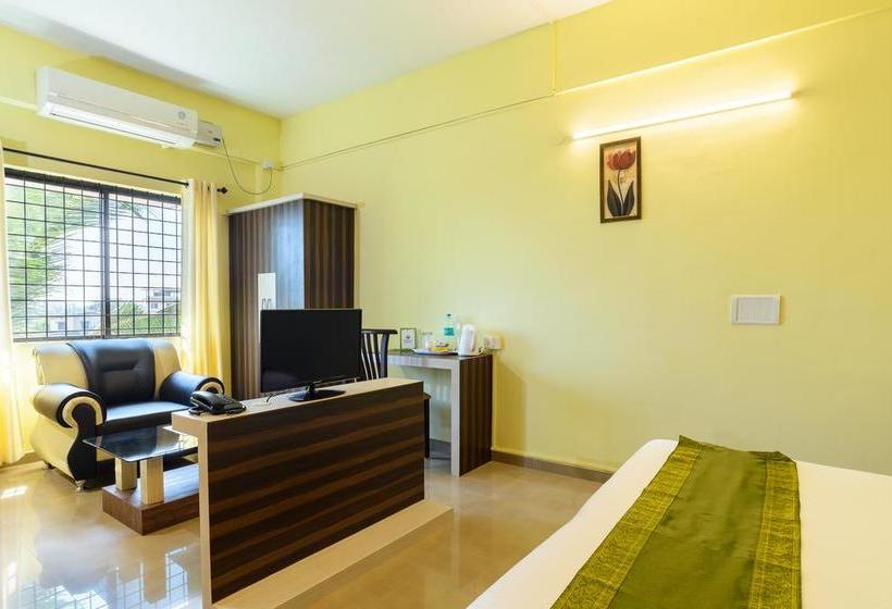 Отель Capital O 17320 Vijaya Residency