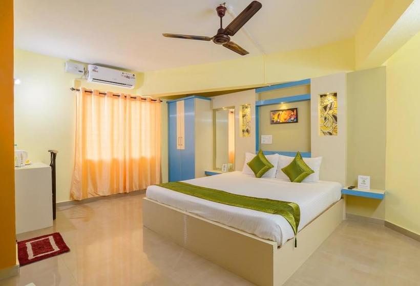 Отель Capital O 17320 Vijaya Residency