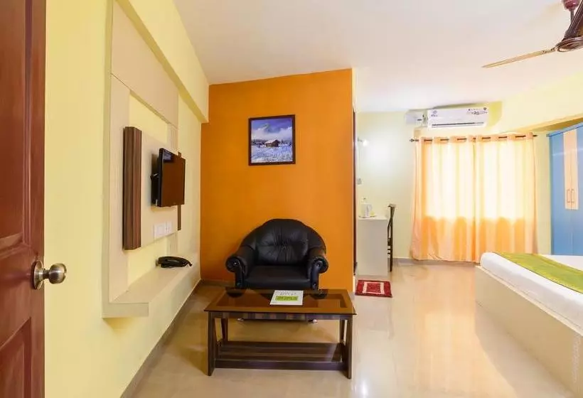 ホテル Capital O 17320 Vijaya Residency