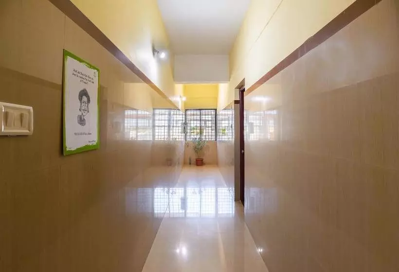 ホテル Capital O 17320 Vijaya Residency
