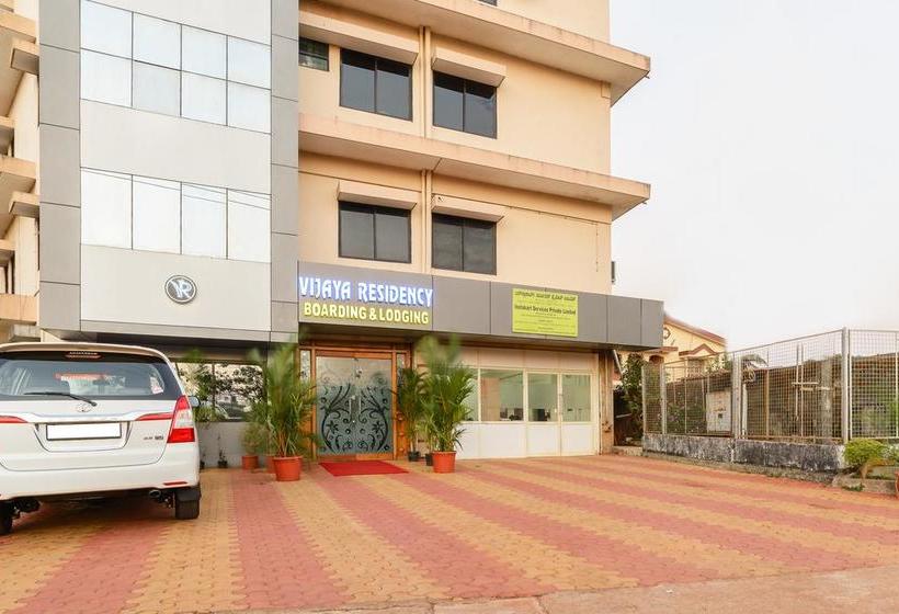 Отель Capital O 17320 Vijaya Residency