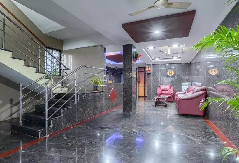 ホテル Capital O 17320 Vijaya Residency