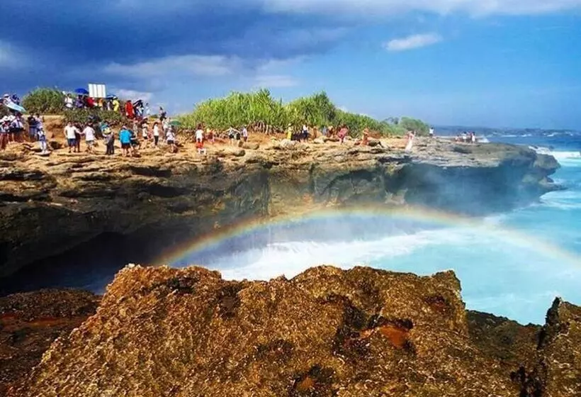 Lembongan Hostel