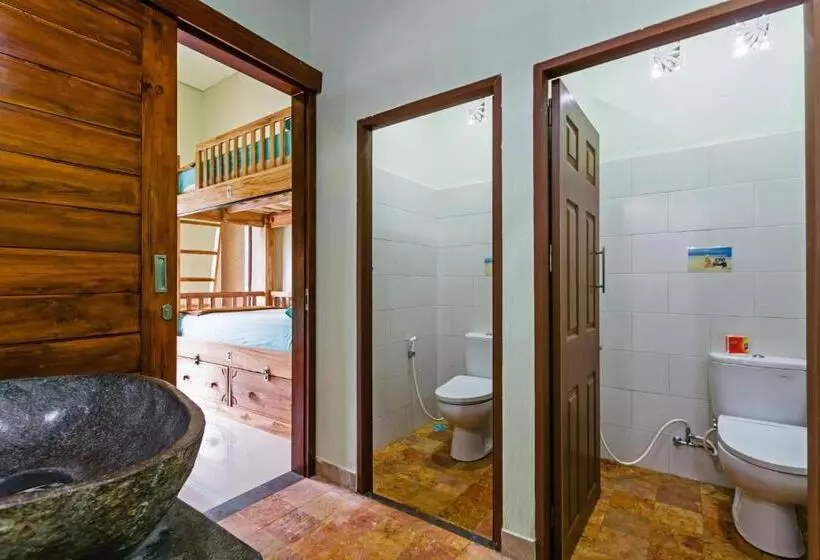 Lembongan Hostel