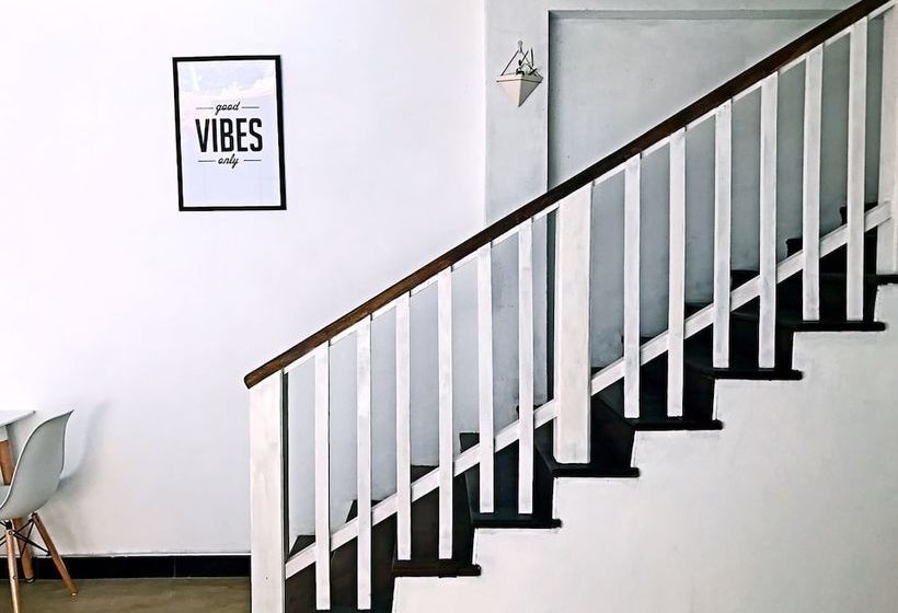 Общежитие W Villa At Yala