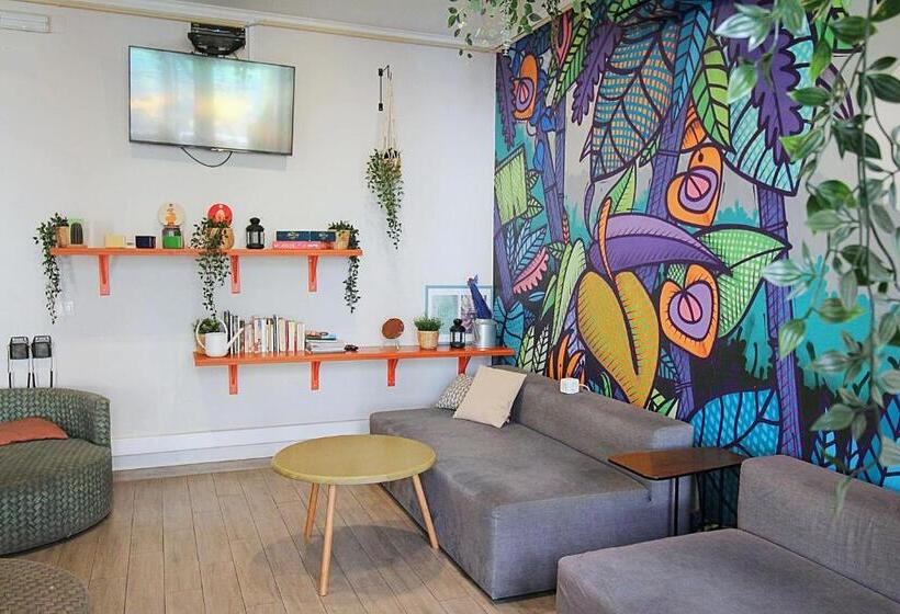 Общежитие WOT Lisbon Patio