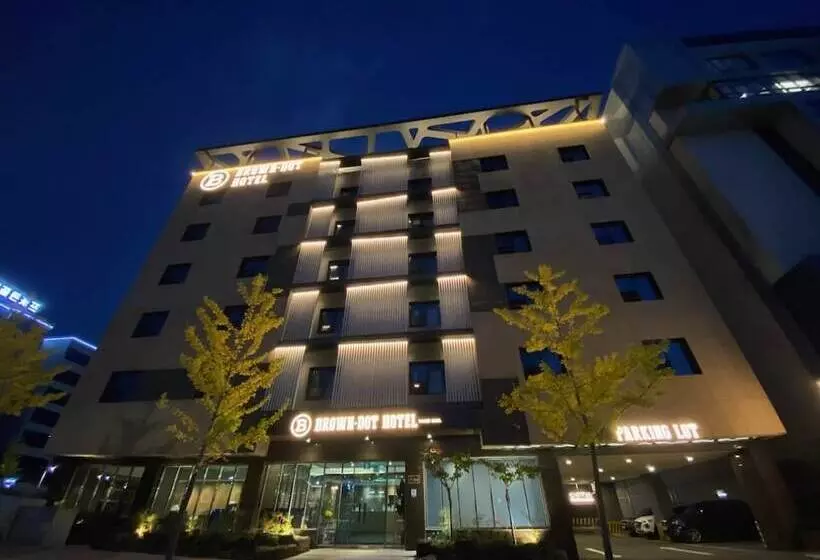 Brown Dot Hotel Daegu Hyukshin Doshi