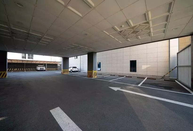 Brown Dot Hotel Daegu Hyukshin Doshi