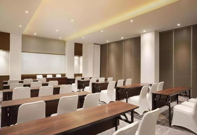 Hotelli Four Points By Sheraton Manado