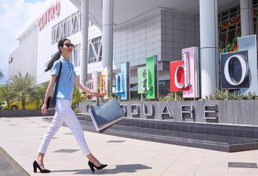 Hotel Four Points By Sheraton Manado