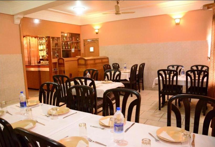 Hôtel Highland Regency