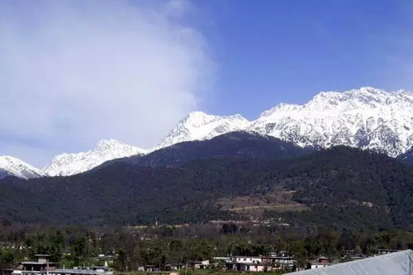 هتل Highland Regency