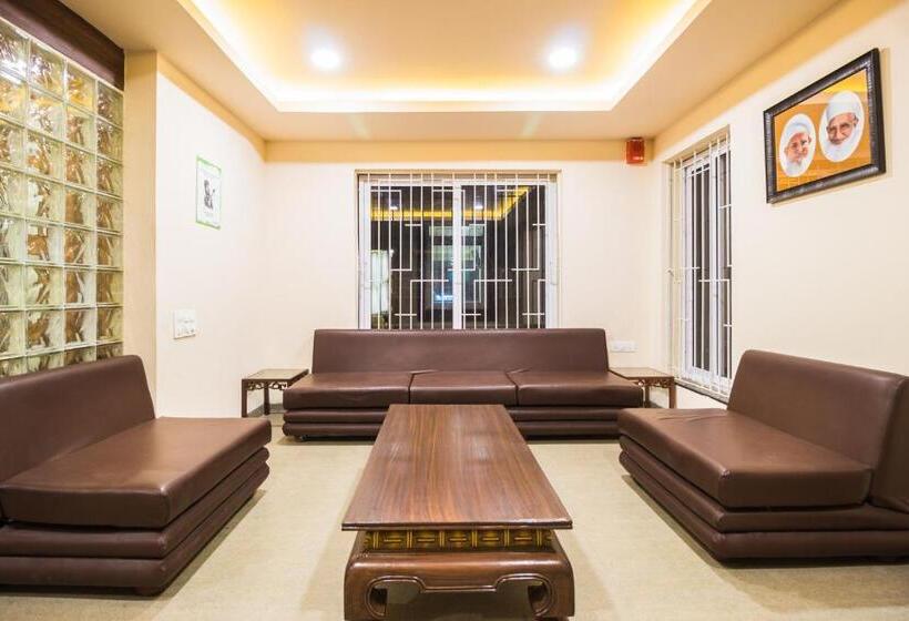 Itsy Hotels Arastu Inn