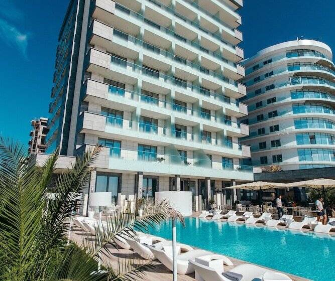 בית מלון כפרי Opera