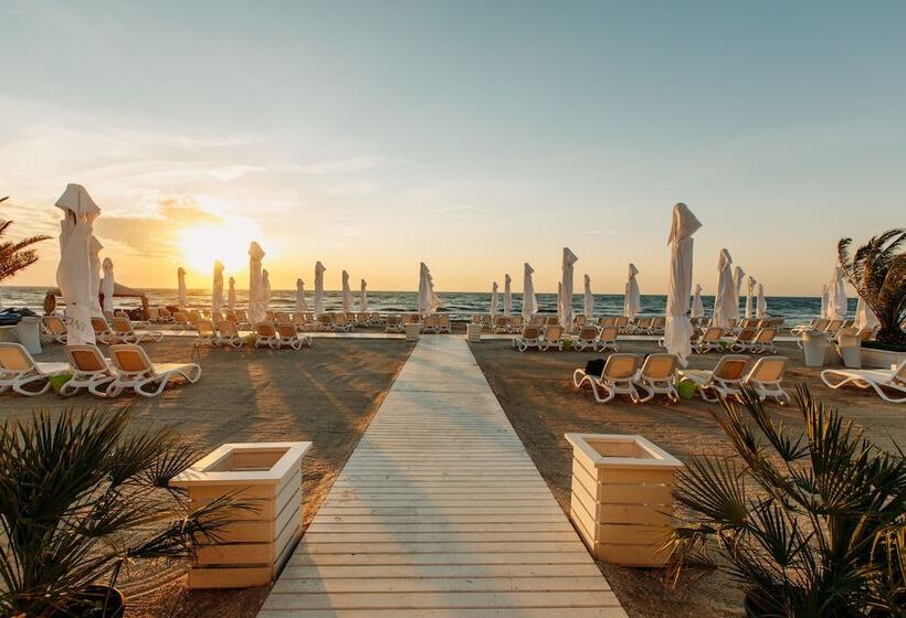 בית מלון כפרי Opera