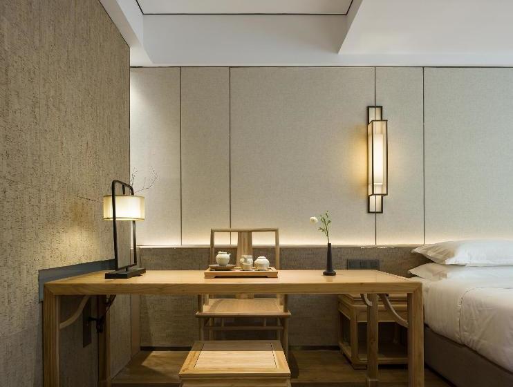 هتل The Hidden House