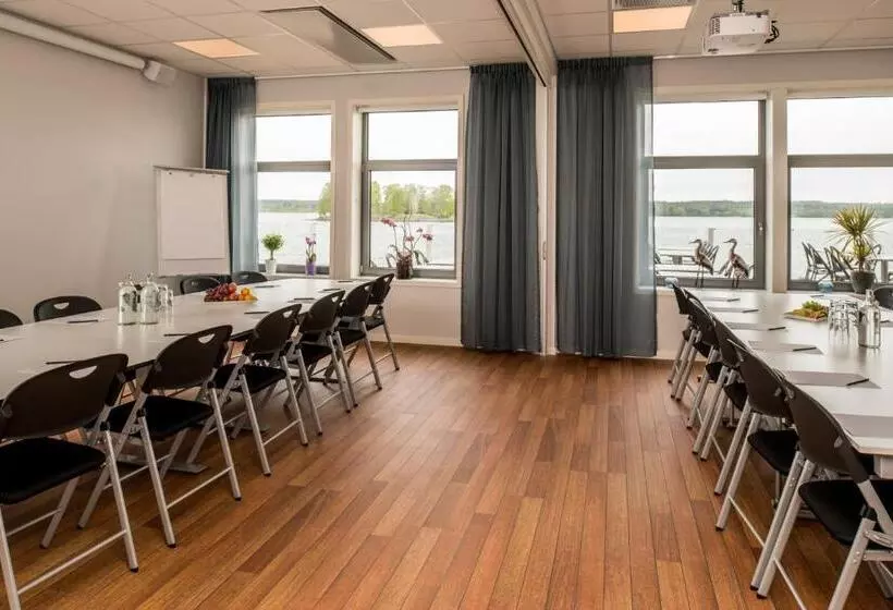 Strandpiren Hotell