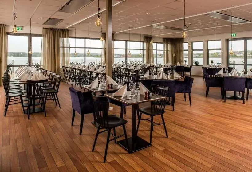 Strandpiren Hotell