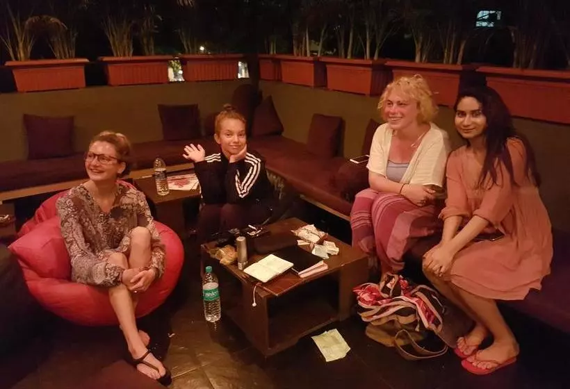 هاستل Bollywood Bed & Breakfast