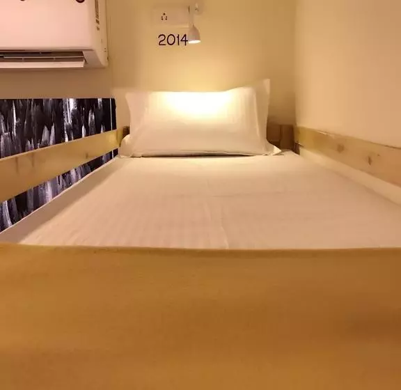هاستل Bollywood Bed & Breakfast