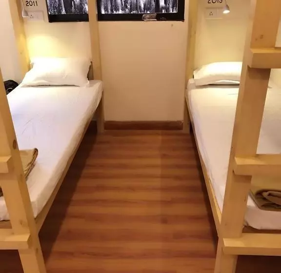 هاستل Bollywood Bed & Breakfast