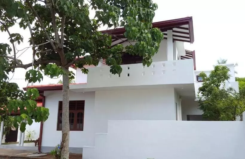 Aamiaismajoitus (B&B) Emildale Villa