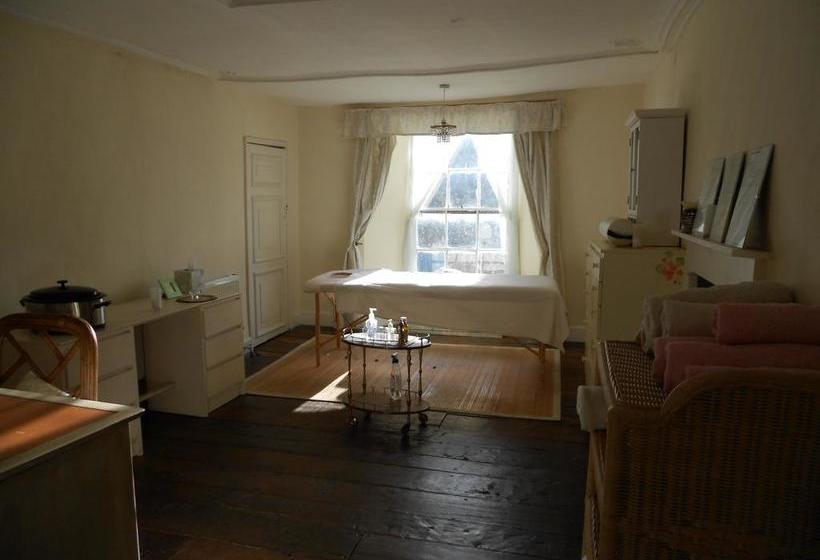 住宿加早餐  Partyseal