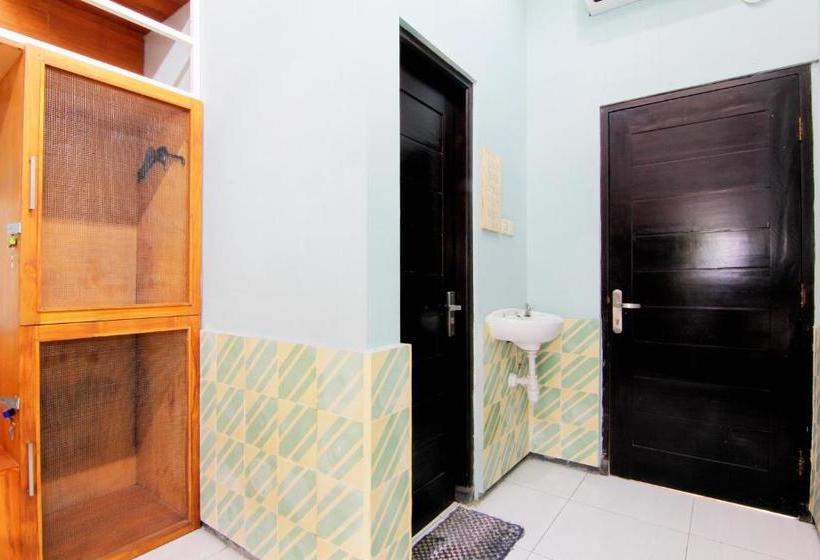 تختخواب و صبحانه Tura Turu Ngawen